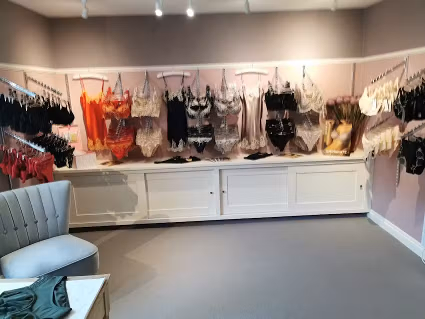 Audrey’s Of Broadway