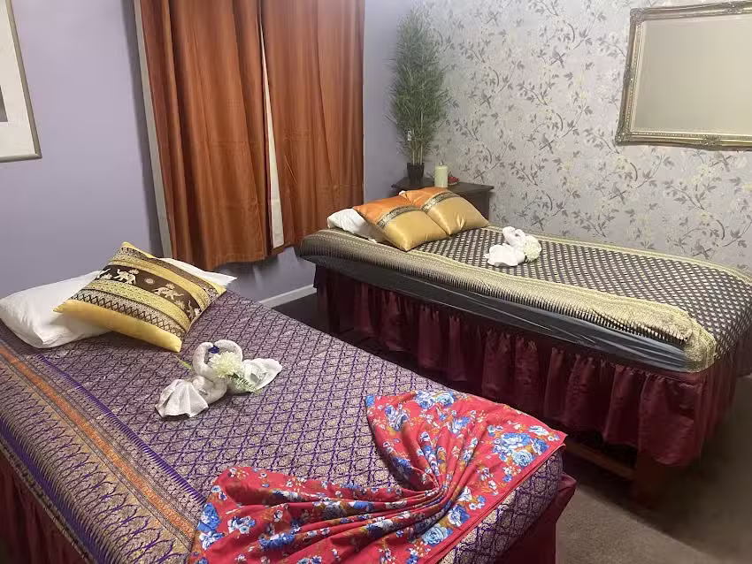 PhoThong Thai Massage Manchester (Denton)