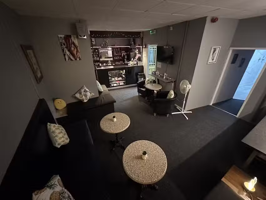 The Naughty Pineapple – Adult Swingers Club Leicester